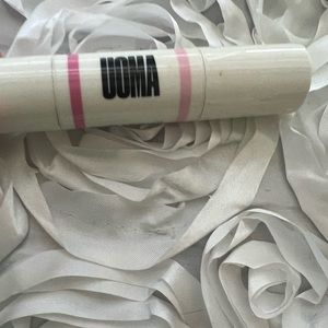 UOMA contour stick